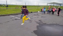 Развлекательная программа «Яркие краски лета»
