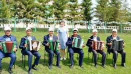 «Гармонь возвращается»
