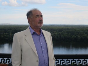 книжно-иллюстрированная выставка к 85-летию Р.Бикбаева «Путь жизни»