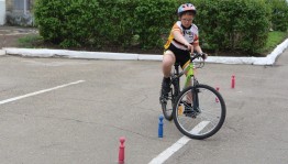 «Фигурное вождение велосипеда»