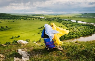 В Салавате открылась выставка известного фотографа Гульнары Самойловой