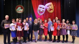 Определены лучшие детские и молодежные театры республики