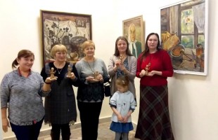 В выставочном зале «Ижад» состоялись мероприятия ко Дню матери