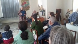 Выставочный зал «Ижад» представил программу литературной гостиной «Крымские цветы»