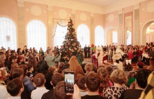 258 улыбок: В Уфе прошла благотворительная «Аксаковская ёлка»