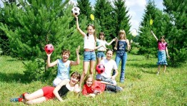 Игровая программа «Весенние забавы».