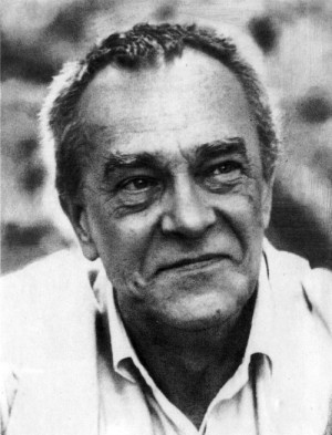 В БРСБС представлена книжная выставка, посвящённая 90-летию со дня рождения Валентина Пикуля