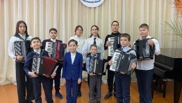 «Аккордеон — как волшебство, все звуки собраны в него!»