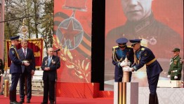A shell with ground was laid at the base of the future monument to the Hero of Russia, Minigali Shaimuratov in Ufa