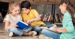 Викторина «Дружно книжки мы читаем, на вопросы отвечаем»