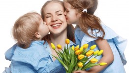 Фотовыставка « Счастье быть мамой»