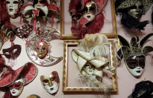 Мастер–класс «Декоративная маска»