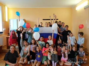 Патриотическая программа «Овеянный славой Российский флаг»