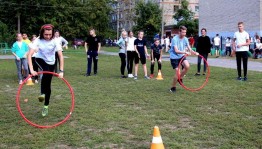 Спортивная эстафета «Тише едешь – дальше будешь»