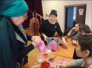 Познавательная программа «Тамбурная вышивка-история, техники, применение»