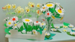 Выставка детских работ«Ромашковый сюрприз».