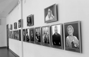 В Доме Актёра открылась выставка «Театр. Лики великих»