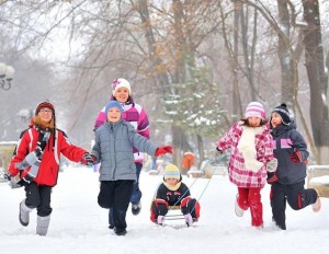 Игровая программа«Поиграем весело!»