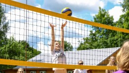 Спортивная программа «Играем в пионербол»