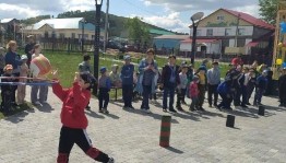 Библиотечное ассорти«У нашего крыльца нет забавам конца!»