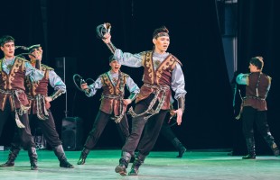 Miras Folk and Dance Ensemble is going on tour to Crimea