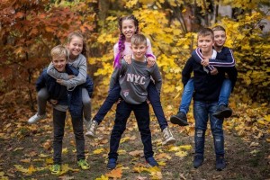 Конкурсно - игровая программа «Здравствуй, осень»
