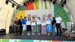 На «Китап-байраме» собрали более 500 книг для благотворительной акции