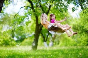Игровая программа«День качания на качелях»