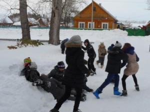 «Играйте с нами, играйте сами» конкурсная-игровая программа