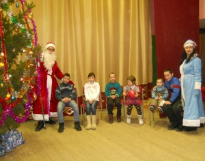 Детский утренник «Новогодний серпантин»