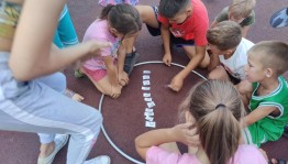 Конкурсно-игровая программа «Правила движения достойны уважения!»