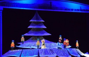 В новогодние каникулы в театре кукол состоялась премьера спектакля «Щелкунчик»