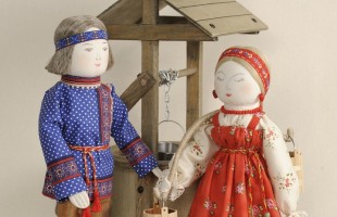 В уфимской ЦГБ экспонируются выставки, посвящённые Международному женскому дню