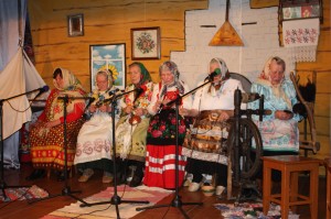 Осенние посиделки «Пой душа, если молода!»