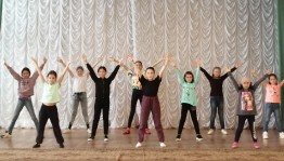 Танцевальная вечеринка «Зажигай»