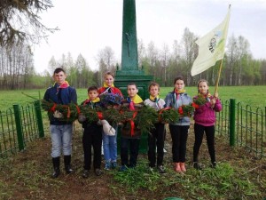 Акция «Чистый памятник».