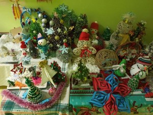 Выставка поделок «Творим по-новогоднему»