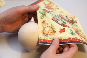 Мастер-класс «Декорирование елочного шара в технике декупажа»