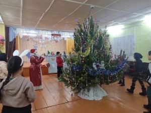 Утренник«Новогодние приключения с Дедом Морозом»