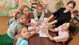 «Плетение браслетов из резинок»