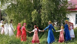 Познавательная программа «Праздник русской берёзки»