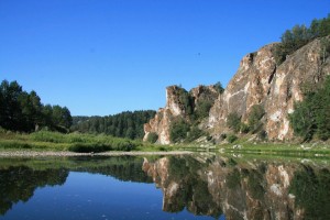 «И в песнях, и в стихах поэтов, пусть расцветает край родной»