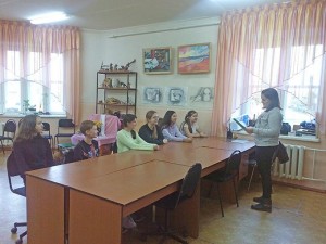 Тематический час, посвященный работникам разных сфер «Гордись, Земля, людьми такими!»