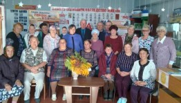 Обзор книжной выставки«Дедули и бабули в любимой литературе»