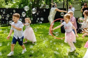 Развлекательная программа «Праздник мыльных пузырей»
