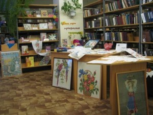 Выставка–хобби по рукоделию «Женских рук прекрасное творенье»