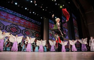 Уфимский ансамбль песни и танца «Мирас» открыл сезон калейдоскопом культур