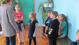 «От улыбки станет всем светлей»–игровая программа