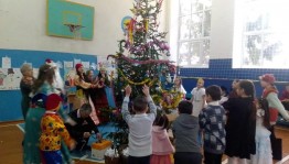 Театрализованное преставление для детей «Новогодняя сказка»
