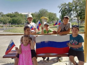 Патриотический час «Белый, синий, красный цвет - символ славы и побед!»